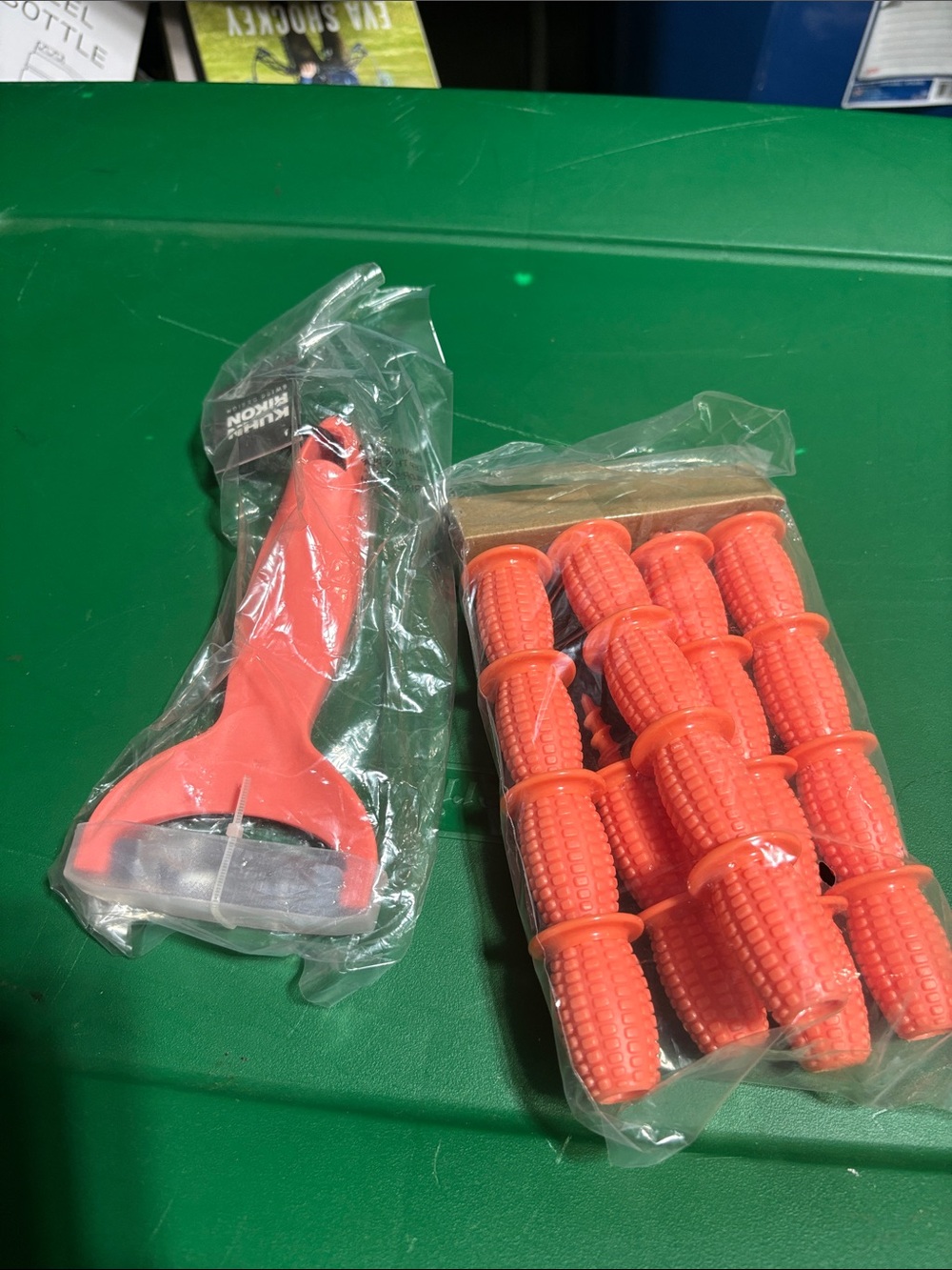 Corn Cob Knobs & Cutter
